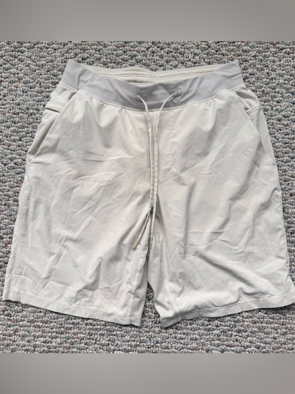 Lululemon T.H.E. Short 9" Linerless